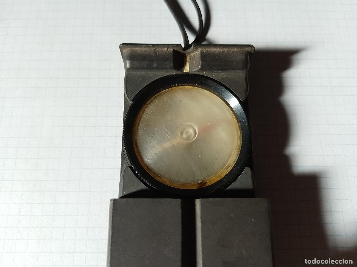 Antig&uuml;edades: Br&uacute;jula portable marca Recta - Foto 3