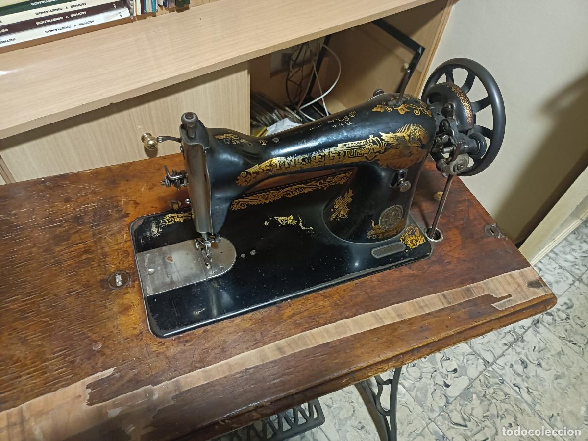 Antig&uuml;edades: Maquina de coser Singer - Foto 2