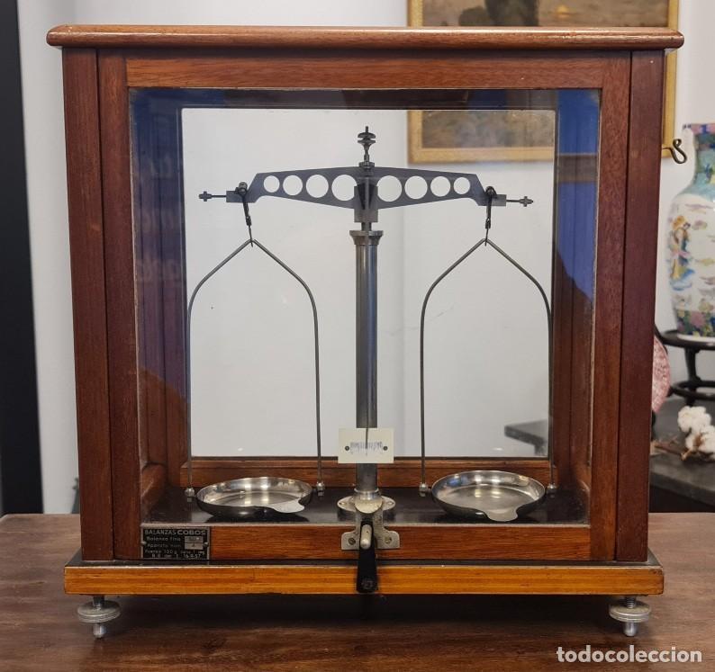 Antig&uuml;edades: Balanza precisi&oacute;n COBOS MODELO ME - Foto 1