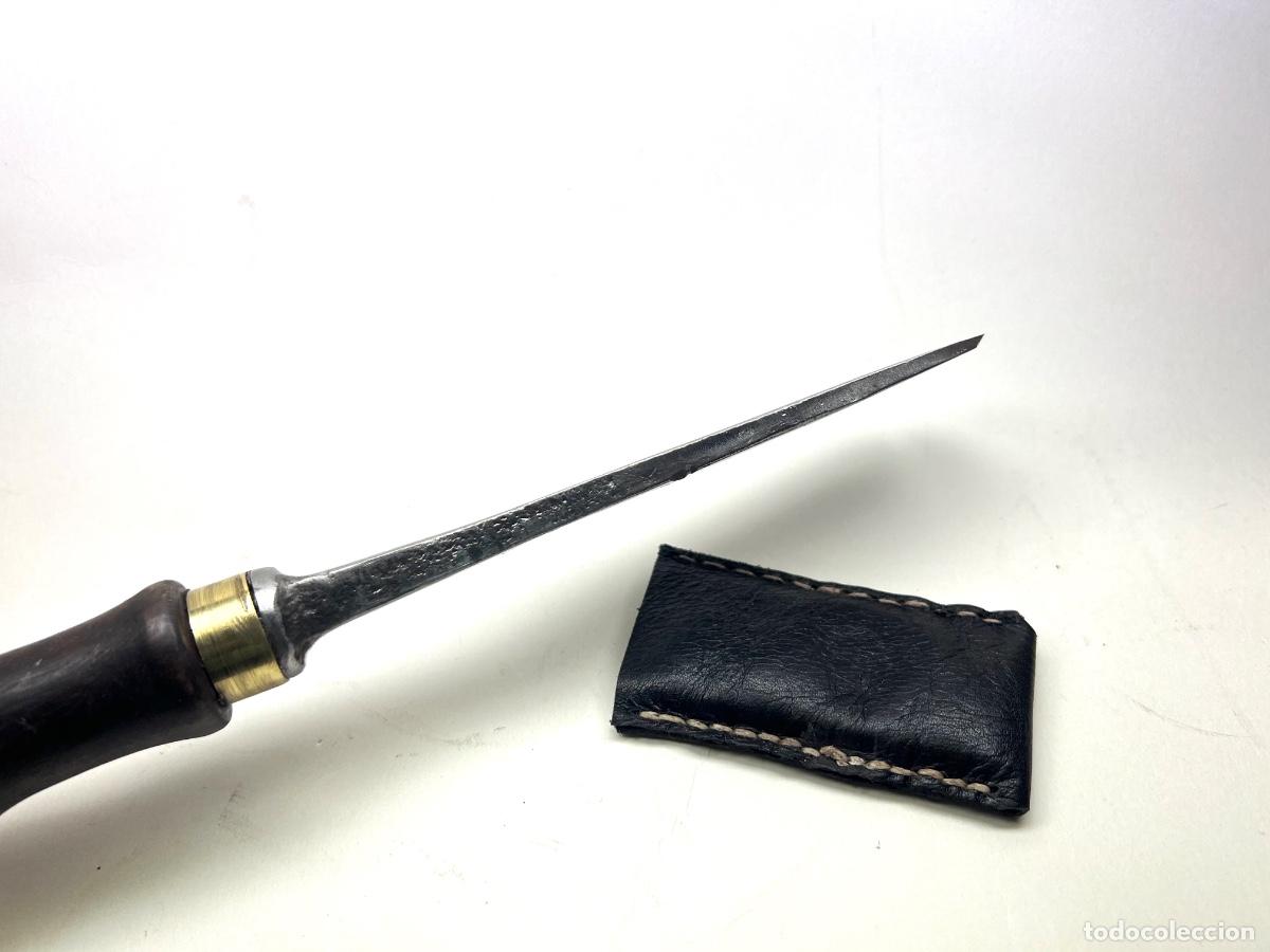 Antig&uuml;edades: Form&oacute;n de 15 cm de hierro y 33 mm de corte - Foto 3