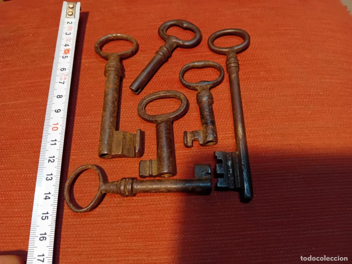 Antig&uuml;edades: Lote de 6 llaves de hierro antiguas - Foto 1