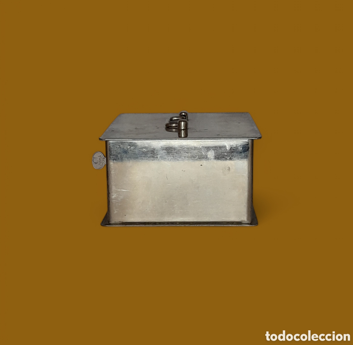 Antig&uuml;edades: Antigua caja de caudales. - Foto 2