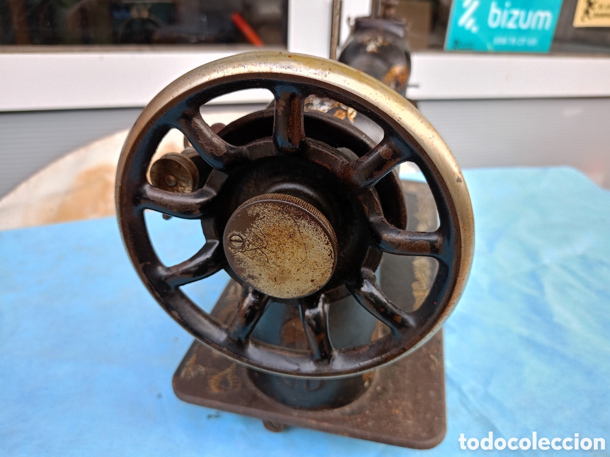 Antig&uuml;edades: ANTIGUA M&Aacute;QUINA DE COSER SINGER - Foto 5