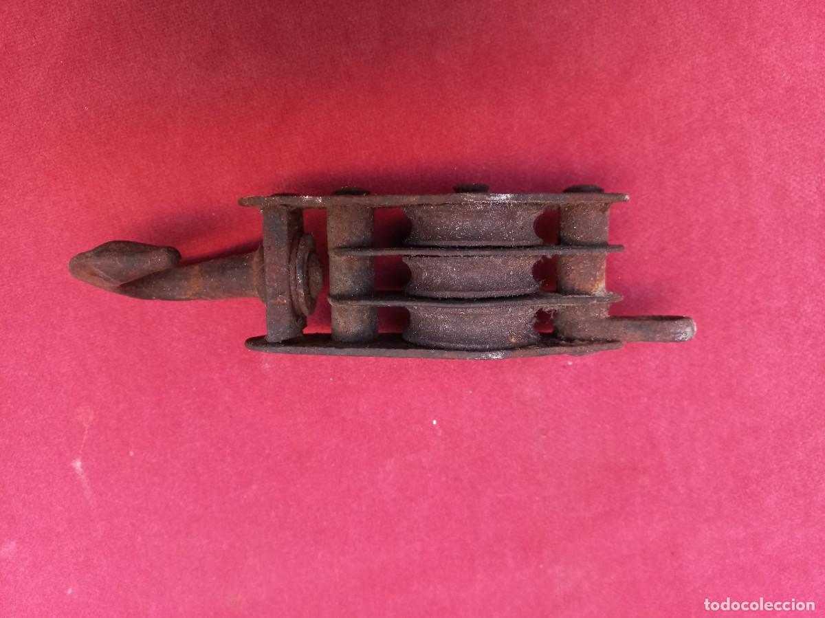 Antig&uuml;edades: juego 2 poleas triple roldana fundicion - Foto 14