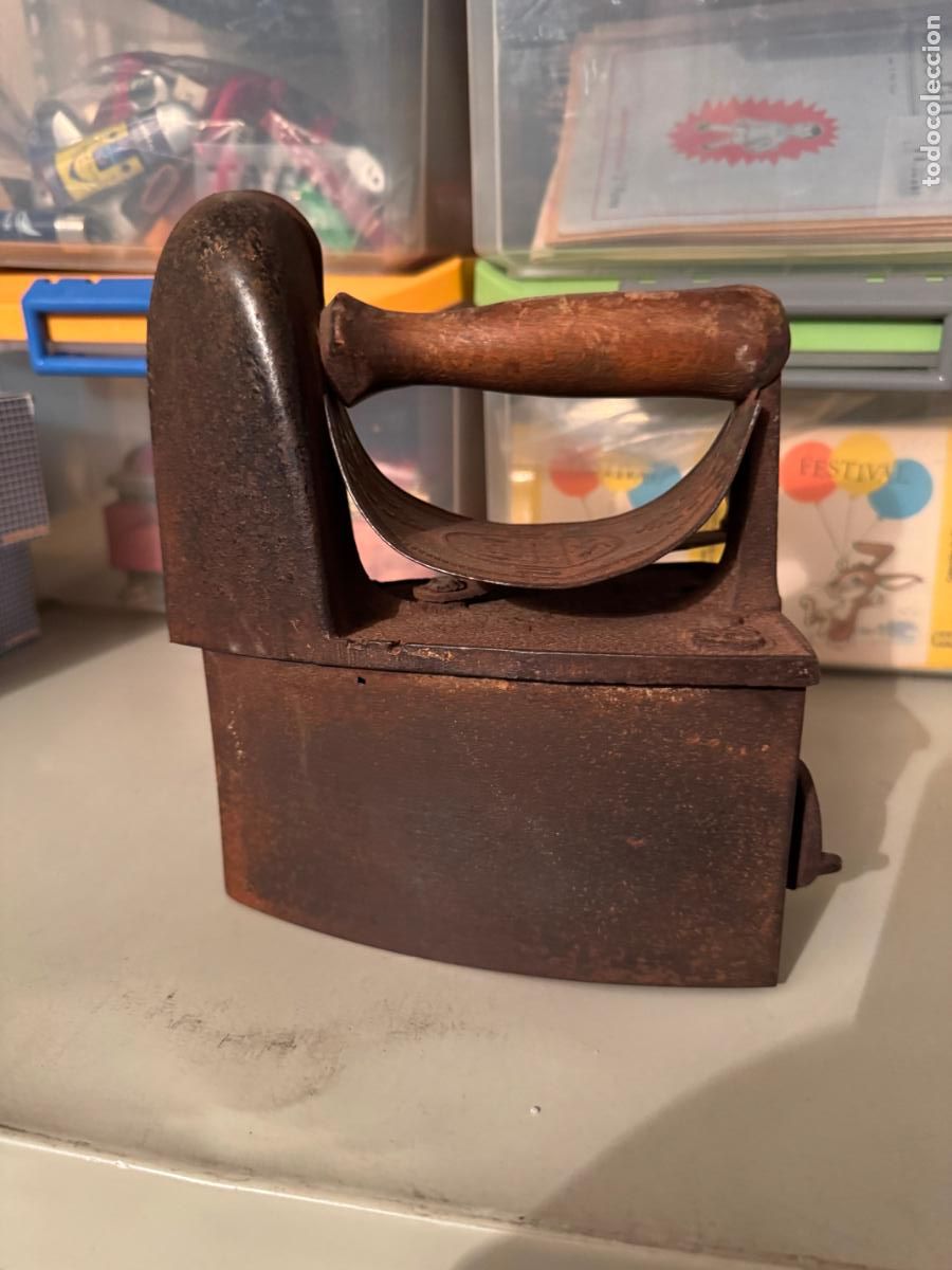 Antig&uuml;edades: ANTIGUA PLANCHA DE CHIMENEA - Foto 2