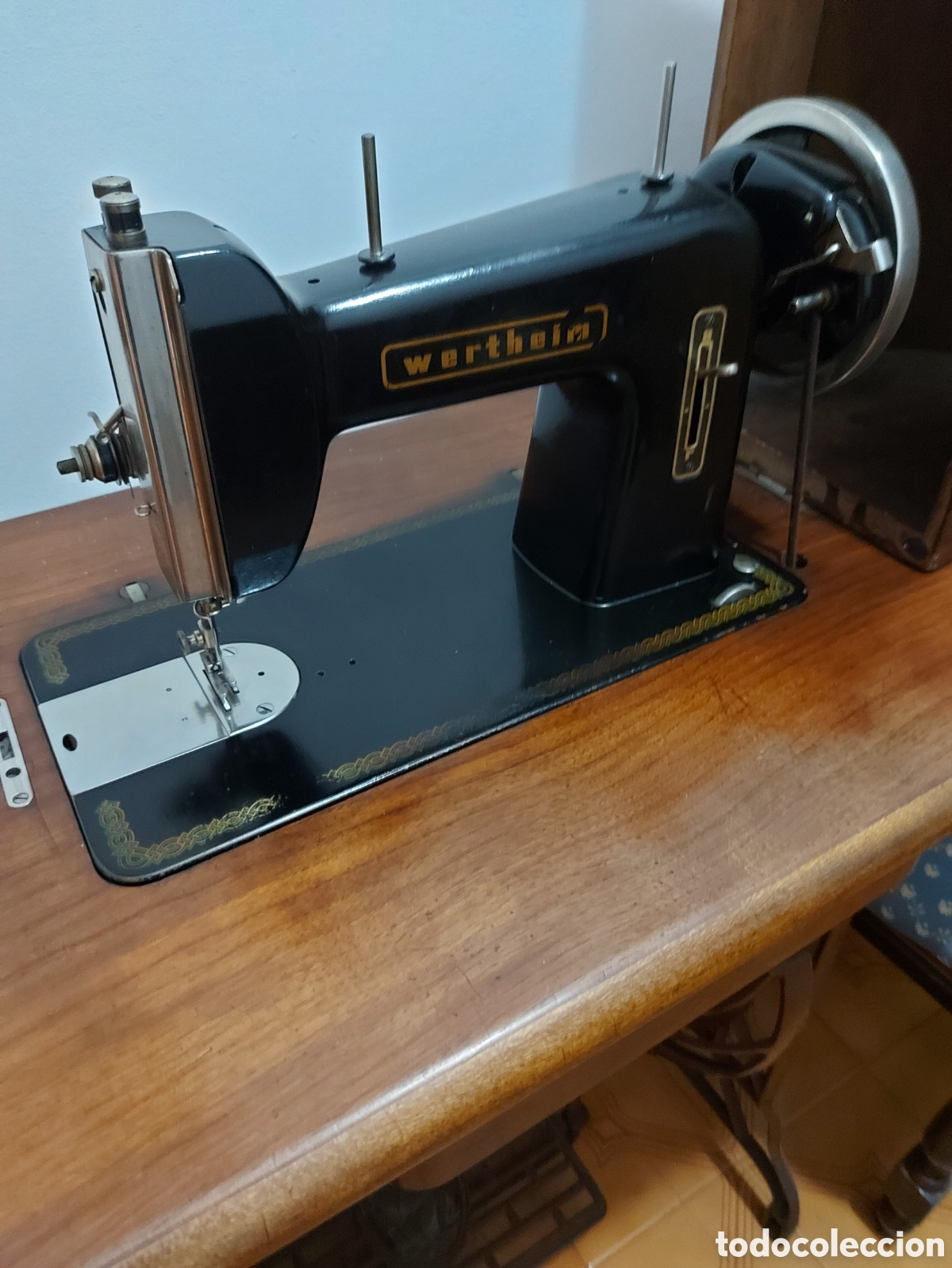 Antig&uuml;edades: M&aacute;quina coser Wertheim - Foto 1