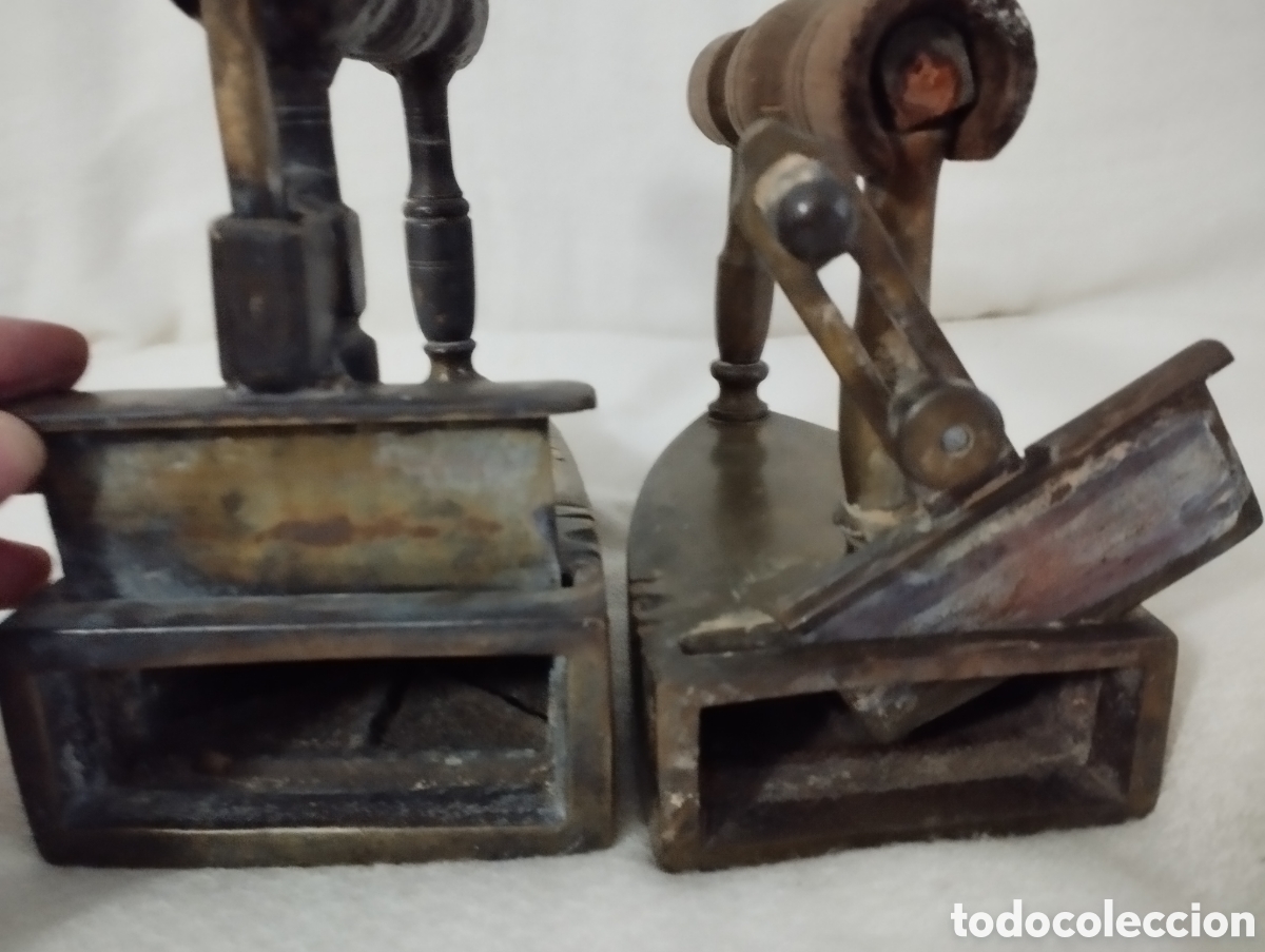 Antig&uuml;edades: Dos Planchas de Bronce. - Foto 6