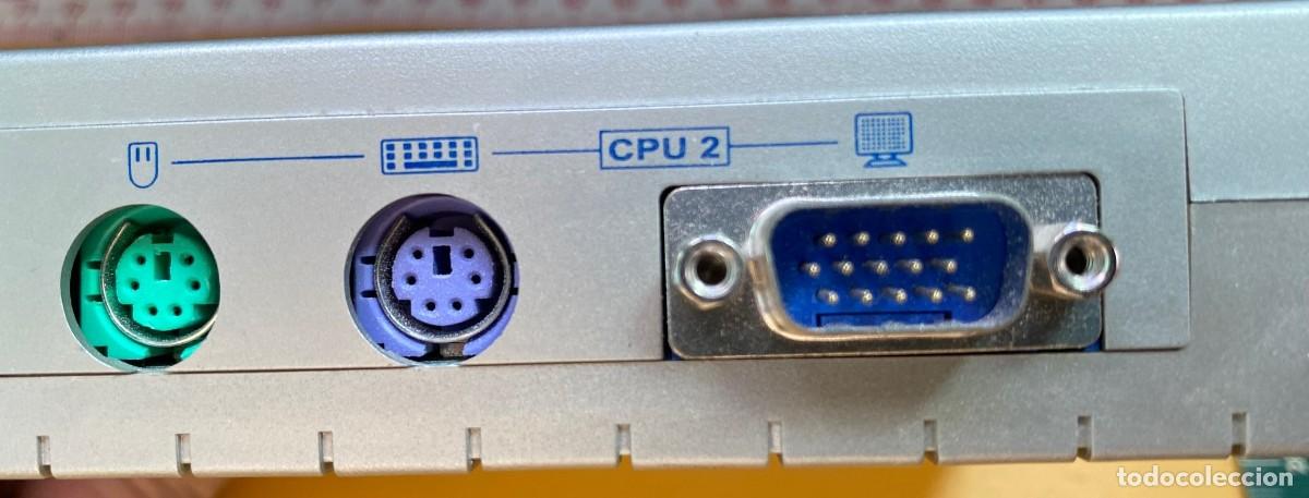 Antig&uuml;edades: CS-142 conmutador KVM con PS/2 integrado. - Foto 3
