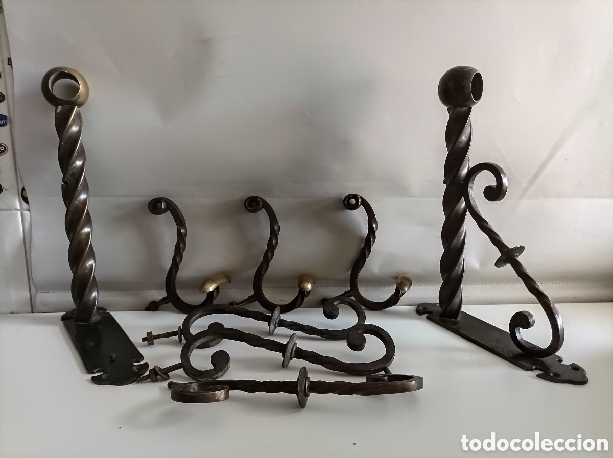 Antig&uuml;edades: Conjunto de Antiguos Herrajes de bronce - Foto 1