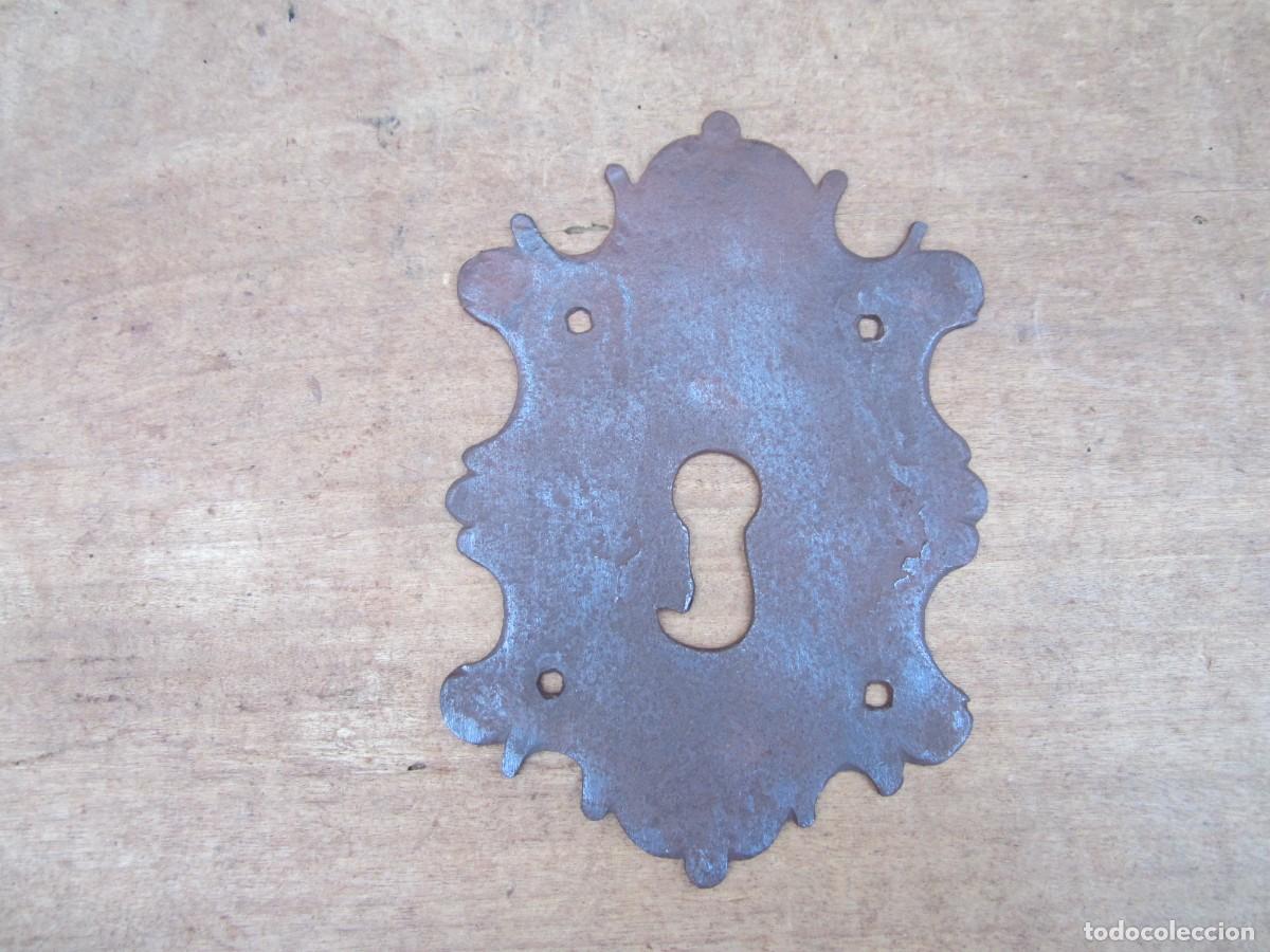 Antig&uuml;edades: Bocallave antiguo s. XVIII, forja. - Foto 1