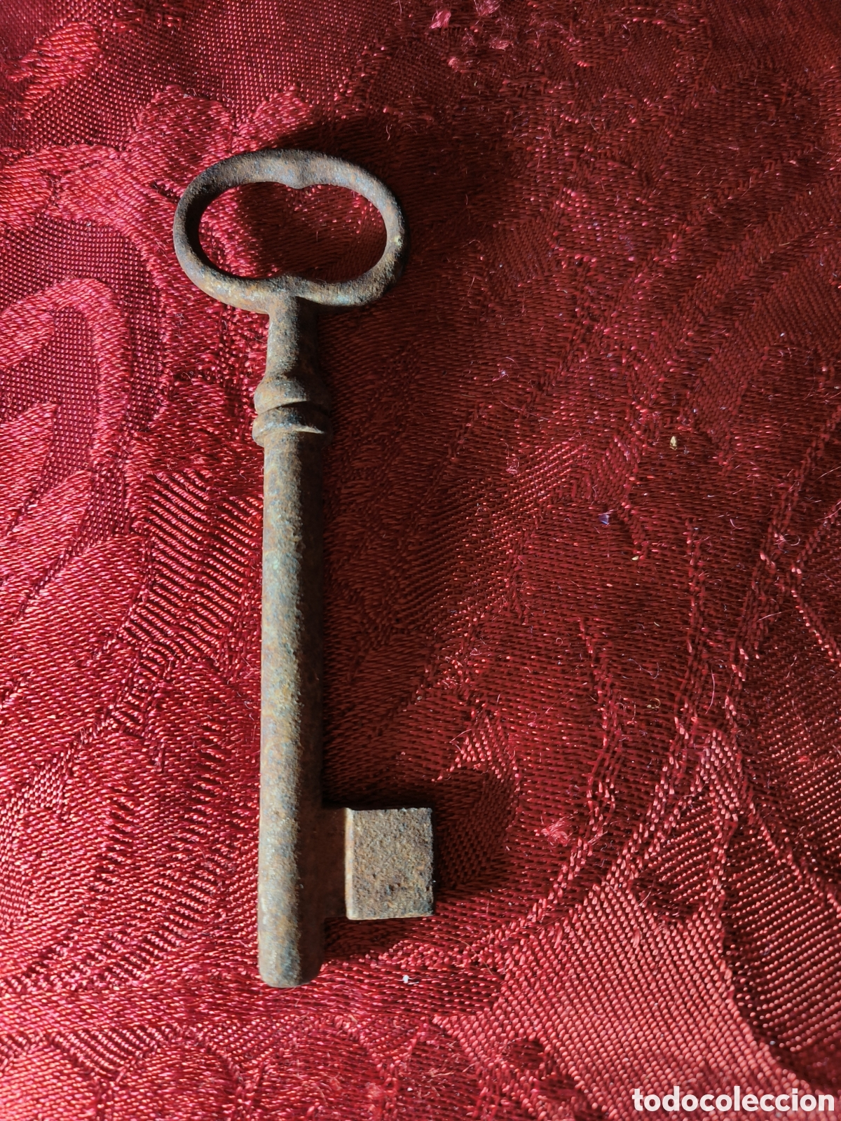 Antig&uuml;edades: Antigua llave de forja - Foto 2
