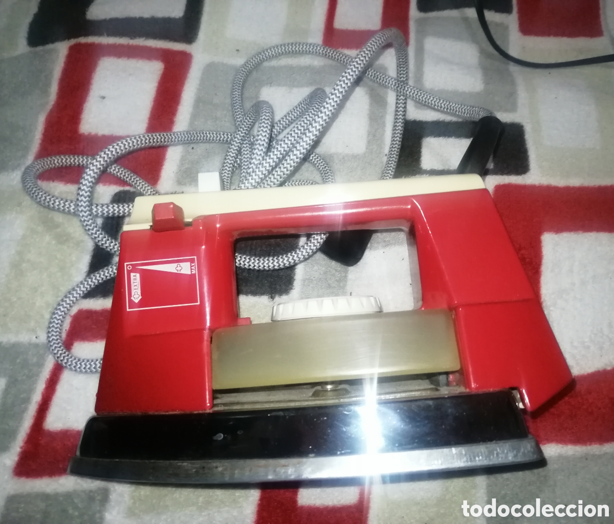 Antig&uuml;edades: Plancha Solac modelo 755 Vintage - Foto 1