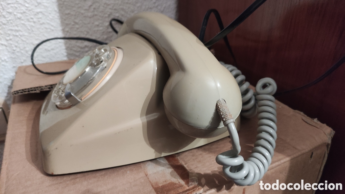 Tel&eacute;fonos: Tel&eacute;fono heraldo buen estado - Foto 3