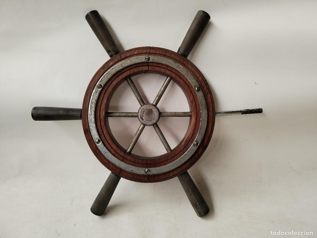 Antig&uuml;edades: antiguo timon de barco de madera y metal - Foto 3