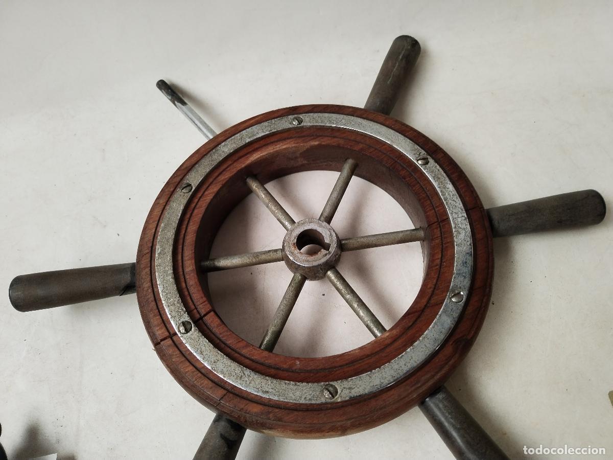 Antig&uuml;edades: antiguo timon de barco de madera y metal - Foto 4