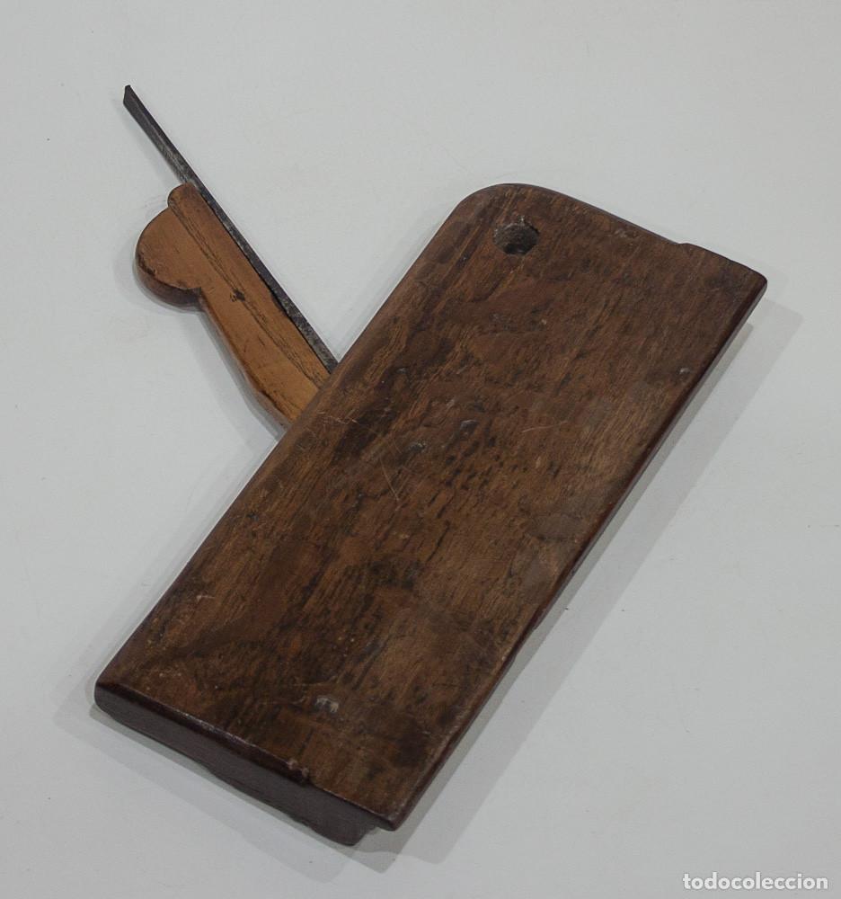 Antig&uuml;edades: ANTIGUO CEPILLO MOLDURERO DE ROBLE. SIGLO XIX. - Foto 2