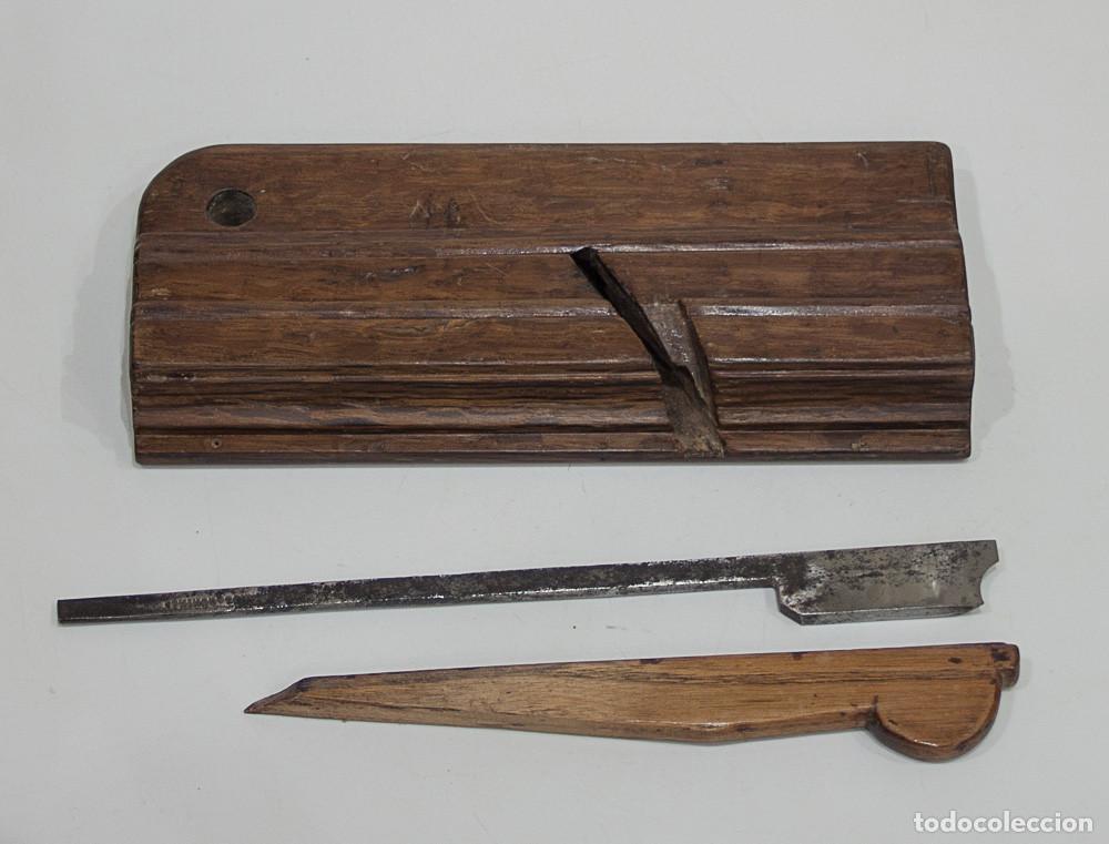 Antig&uuml;edades: ANTIGUO CEPILLO MOLDURERO DE ROBLE. SIGLO XIX. - Foto 3