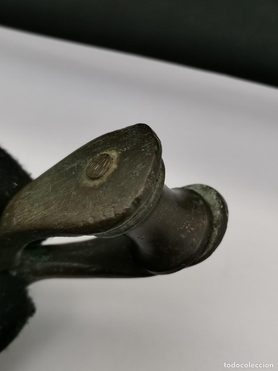 Antig&uuml;edades: ANTIGUA POLEA EN BRONCE FABRICADA A MANO (93 cm.) - Foto 7
