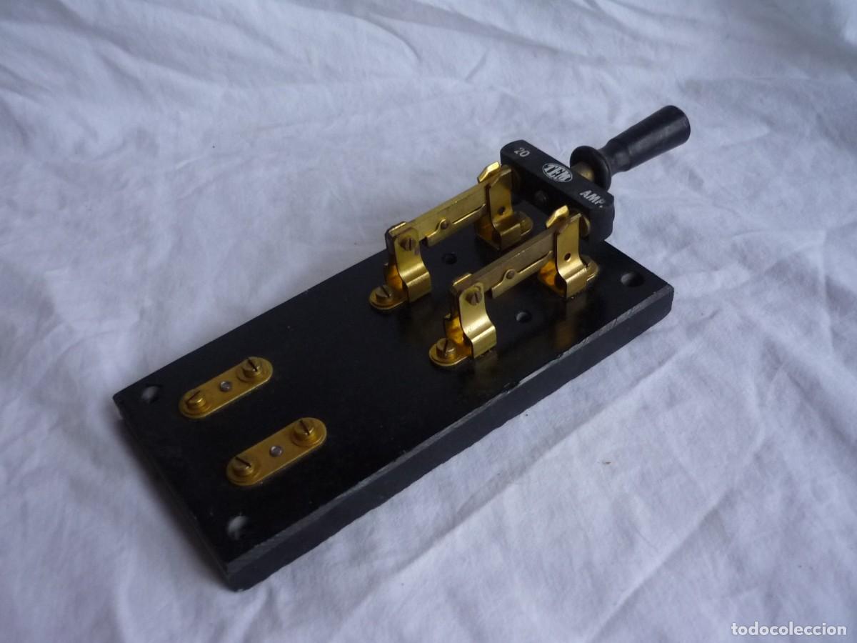 Antig&uuml;edades: Antiguo interruptor de palanca TEM 20 Amp. - Foto 4