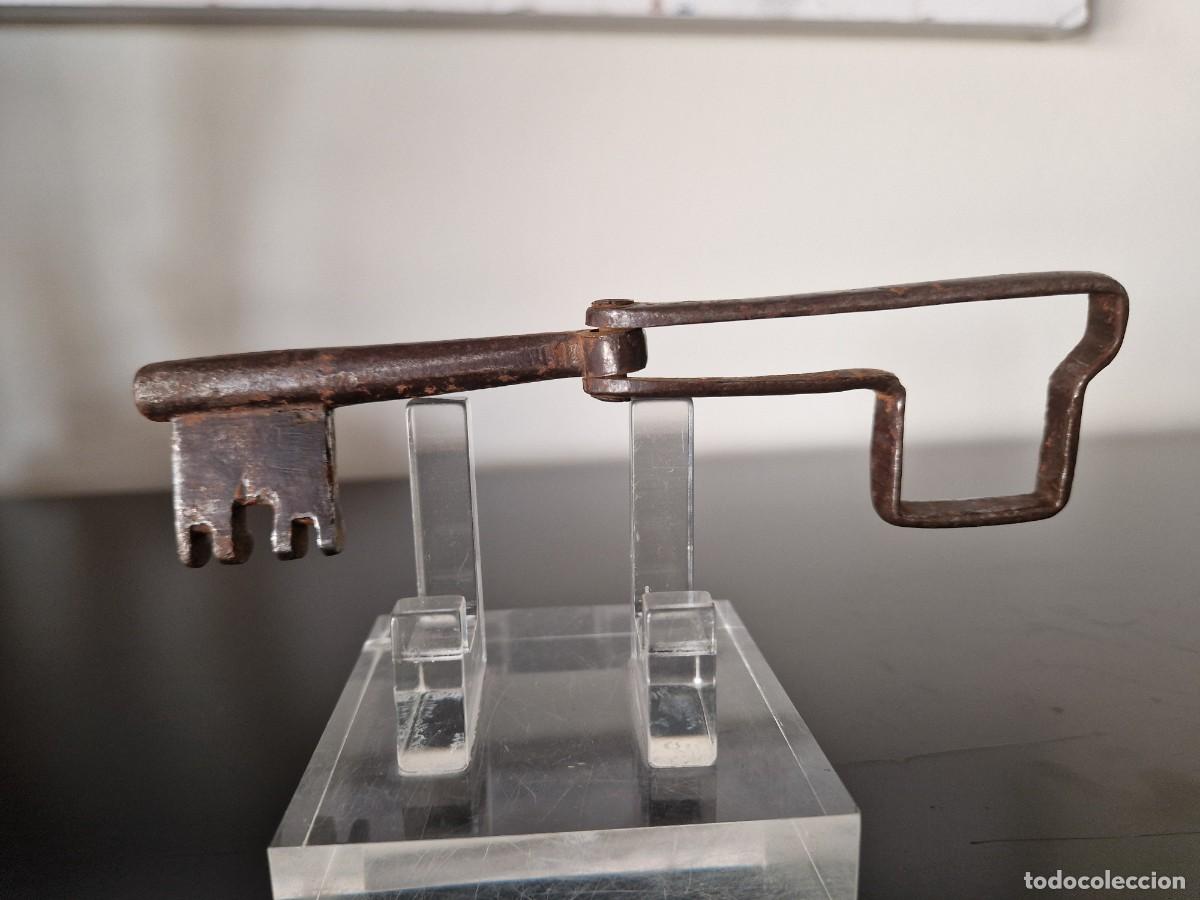 Antig&uuml;edades: LLAVE PLEGABLE DE HIERRO - Foto 5