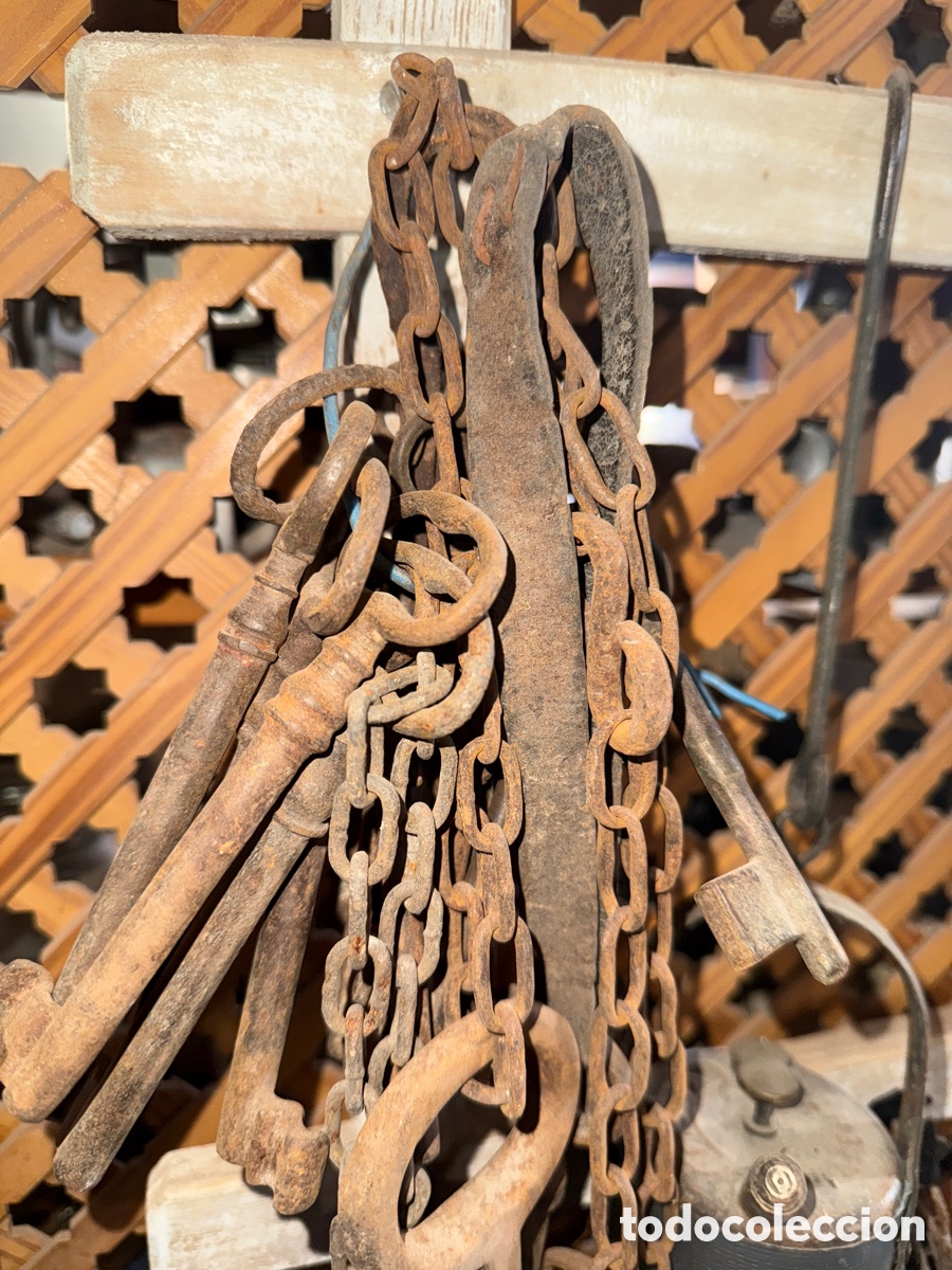 Antig&uuml;edades: Lote de llaves antiguas - Foto 2