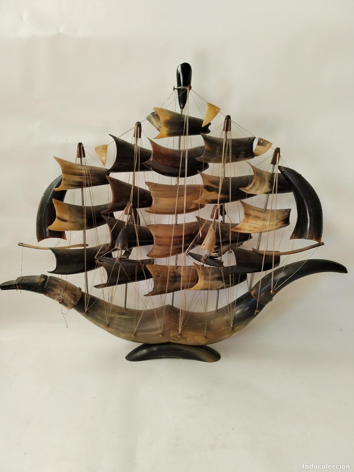 Antig&uuml;edades: BARCO ANTIGUO CON CUERNO DE BUEY - Foto 1