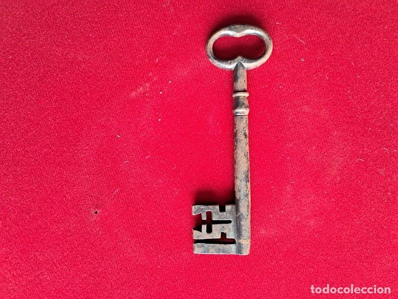 Antig&uuml;edades: ANTIGUA LLAVE HUECA, 15 CM - Foto 4