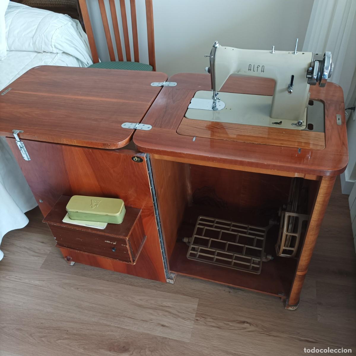 Antig&uuml;edades: M&aacute;quina de coser Alfa - Foto 2