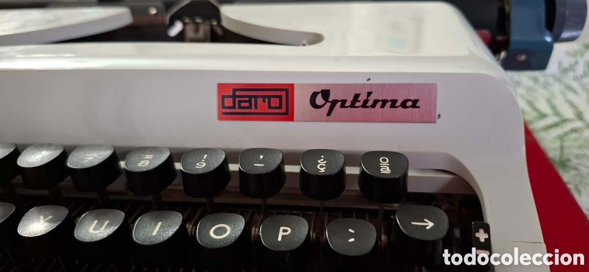 Antig&uuml;edades: M&aacute;quina de escribir Daro Optima - Foto 2