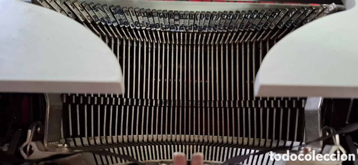 Antig&uuml;edades: M&aacute;quina de escribir Daro Optima - Foto 4