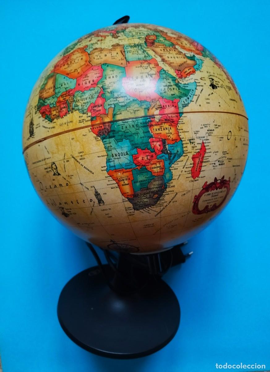 Antig&uuml;edades: GLOBO TERRAQUEO. MAPA POL&Iacute;TICO. 1990. CON LUZ. - Foto 1