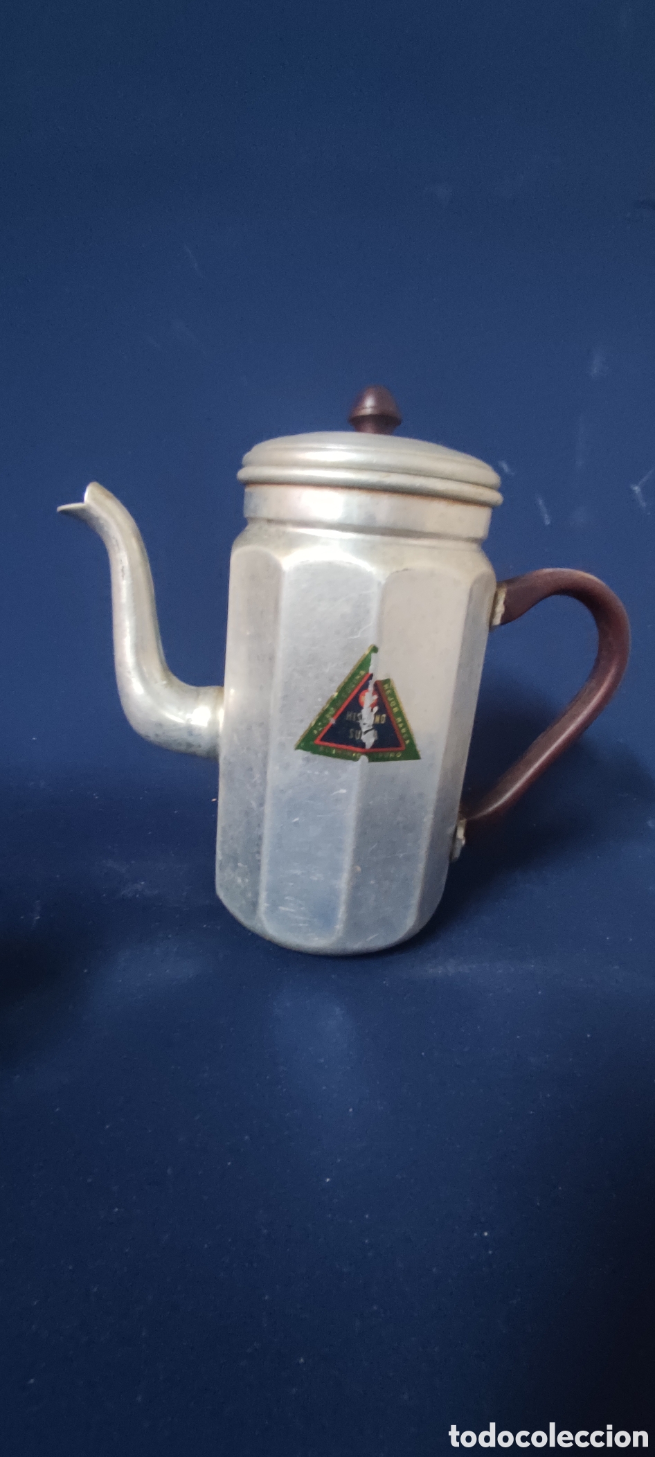 Antig&uuml;edades: Antigua cafetera y medida de aluminio - Foto 3