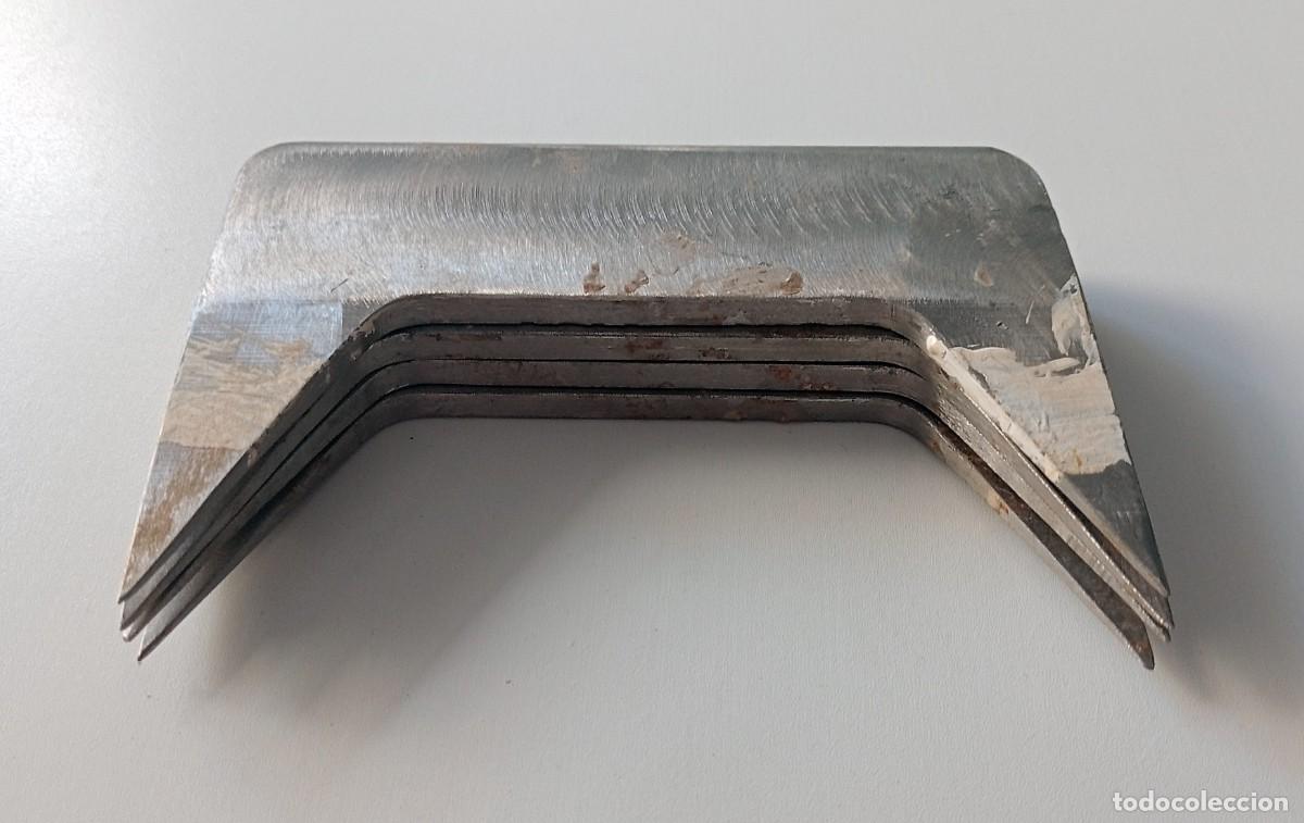 Antig&uuml;edades: LOTE DE 4 PIEZAS DE ACERO CON PUNTAS - Foto 3
