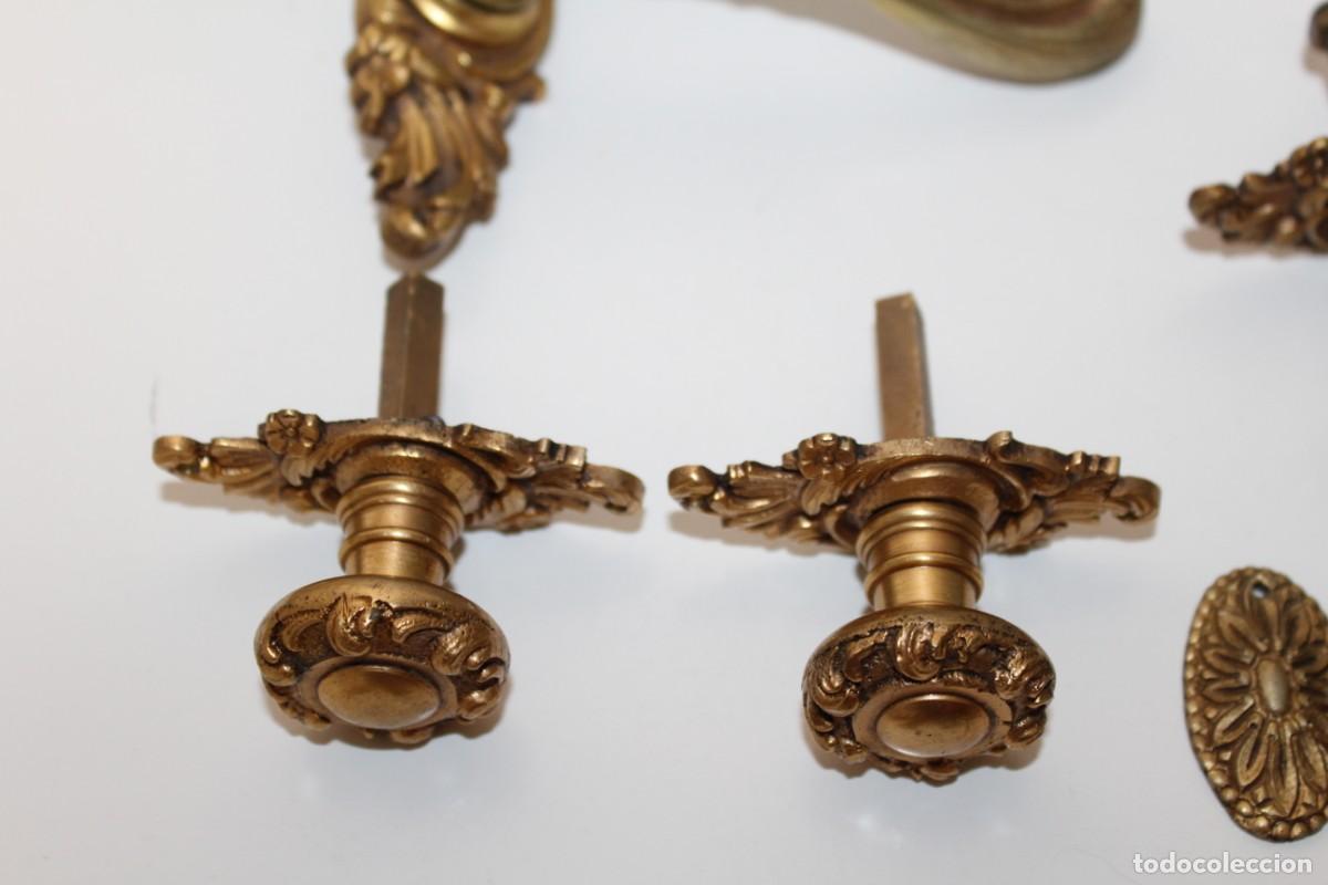Antig&uuml;edades: ANTIGUOS TIRADORES DE BRONCE - Foto 6