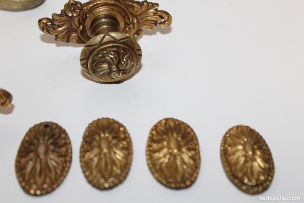 Antig&uuml;edades: ANTIGUOS TIRADORES DE BRONCE - Foto 7
