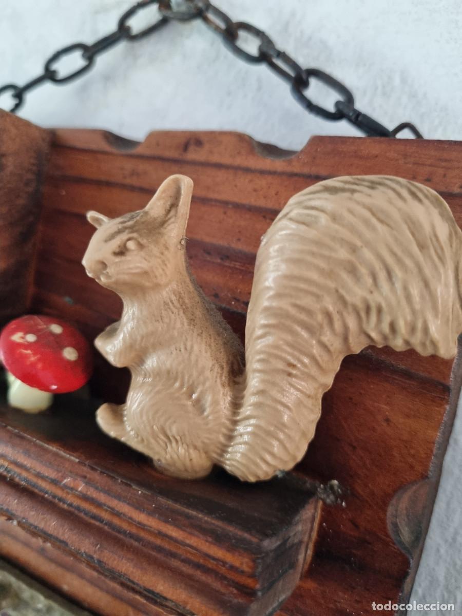 Antig&uuml;edades: ANTIGUO CUELGA LLAVES - Foto 5
