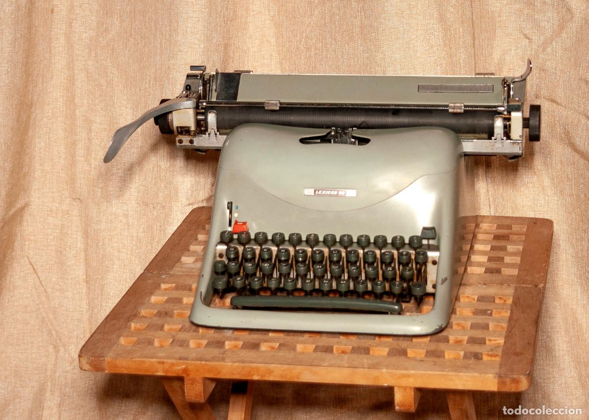 Antig&uuml;edades: Maquina de escribir Hispano Olivetti Lexicon 80 - Foto 6