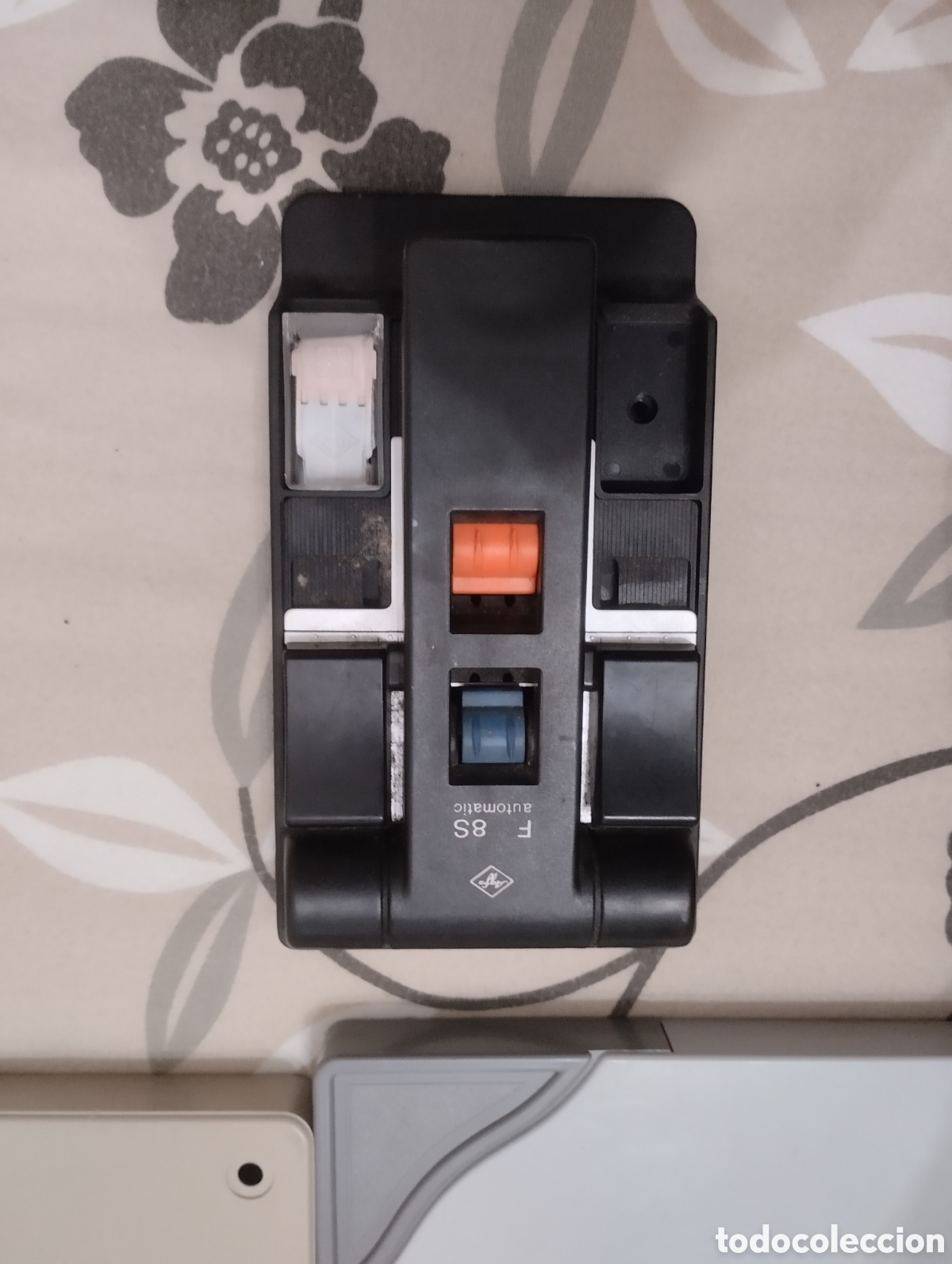 Antig&uuml;edades: Proyector eumig con acsesorios - Foto 3