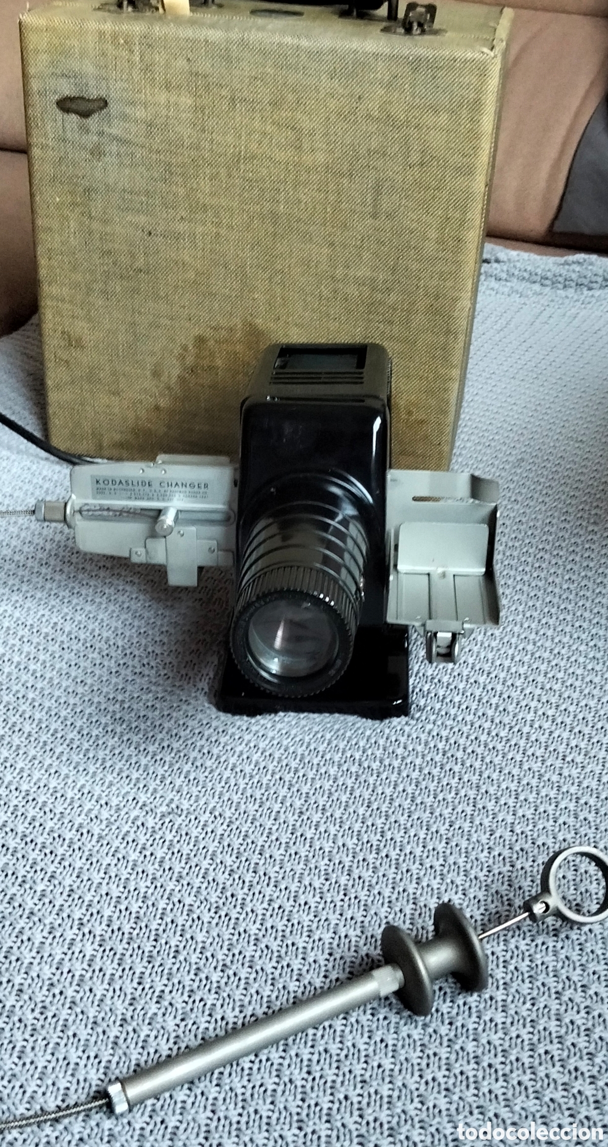 Antig&uuml;edades: Proyector diapositivas kodak model 2A - Foto 5