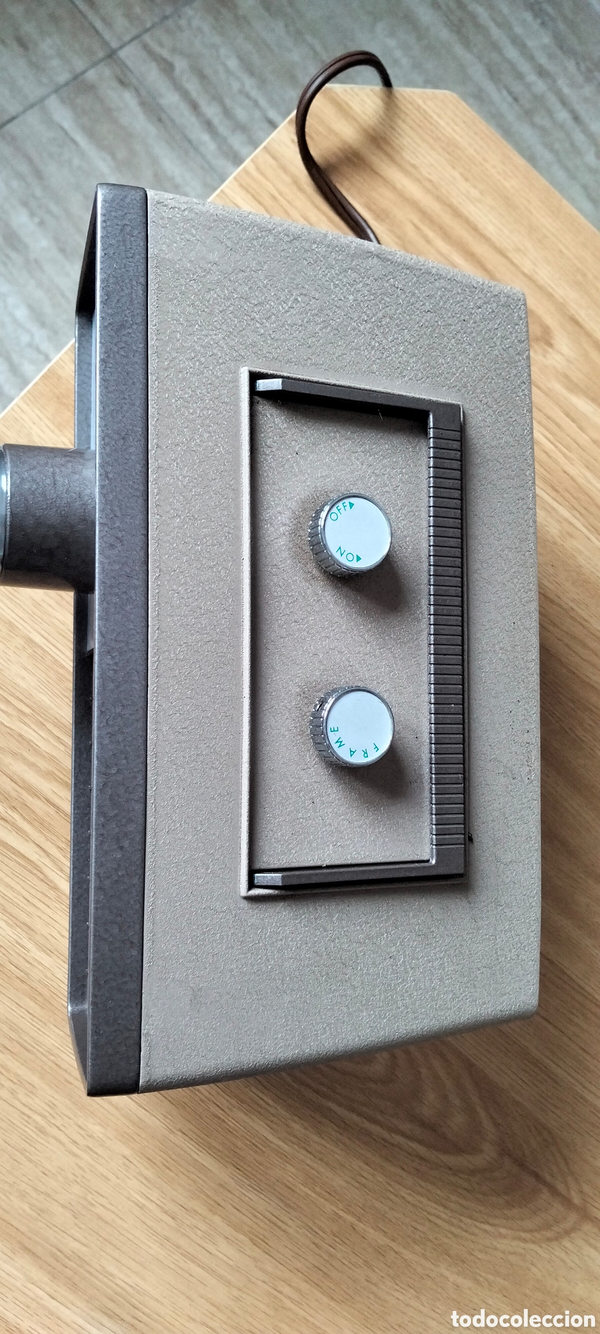 Antig&uuml;edades: Reproductor proyector Technicolor 500 - Foto 3