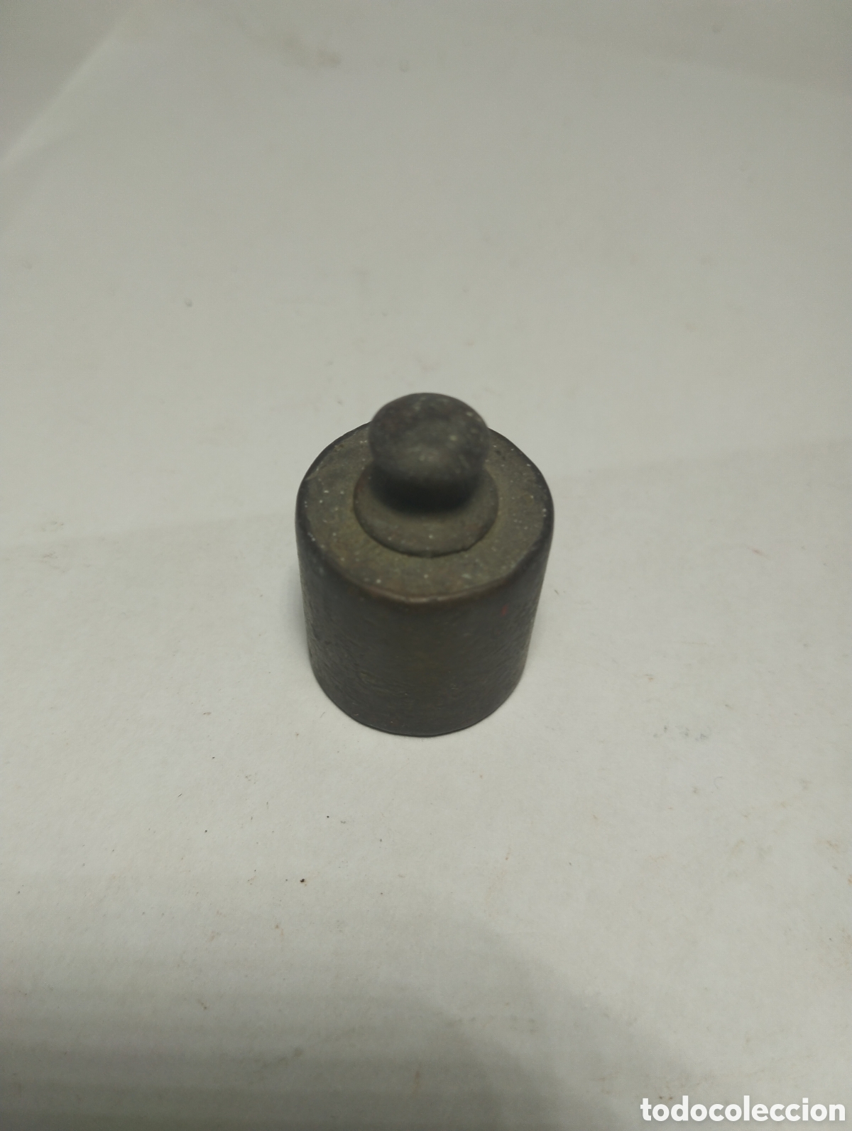 Antig&uuml;edades: Pesa de bronce de 100 gramos - Foto 2