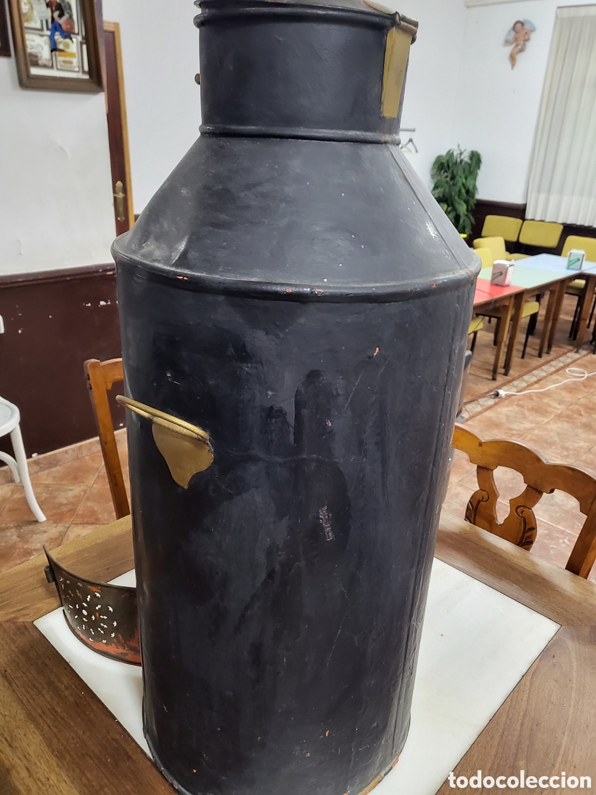 Antig&uuml;edades: ANTIGUA PETROLERA 40 LITROS - Foto 5