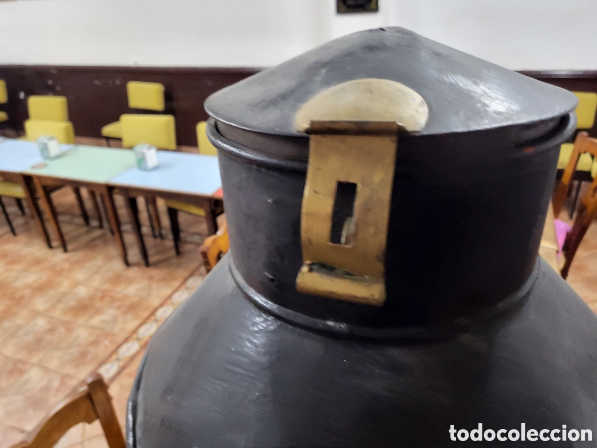 Antig&uuml;edades: ANTIGUA PETROLERA 40 LITROS - Foto 6