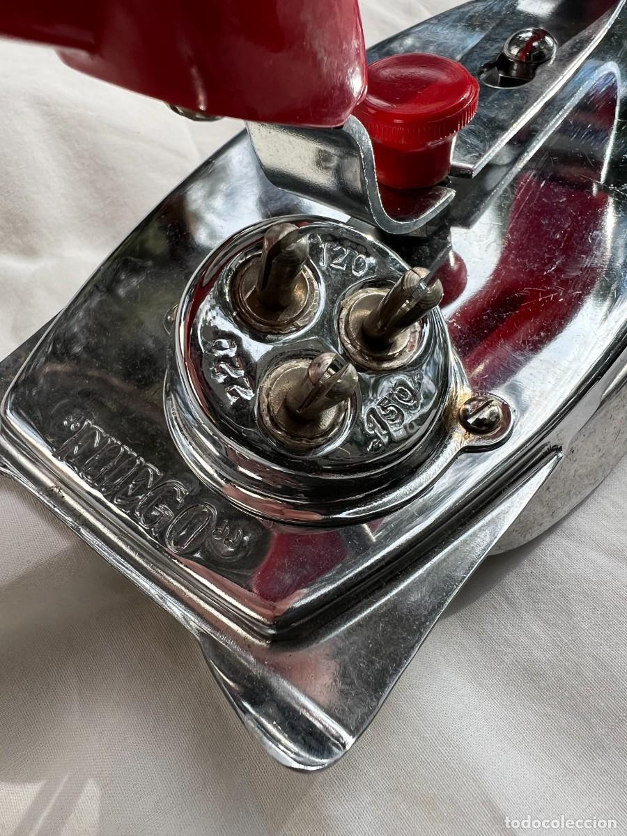 Antig&uuml;edades: Plancha antigua marca FUEGO - Foto 3