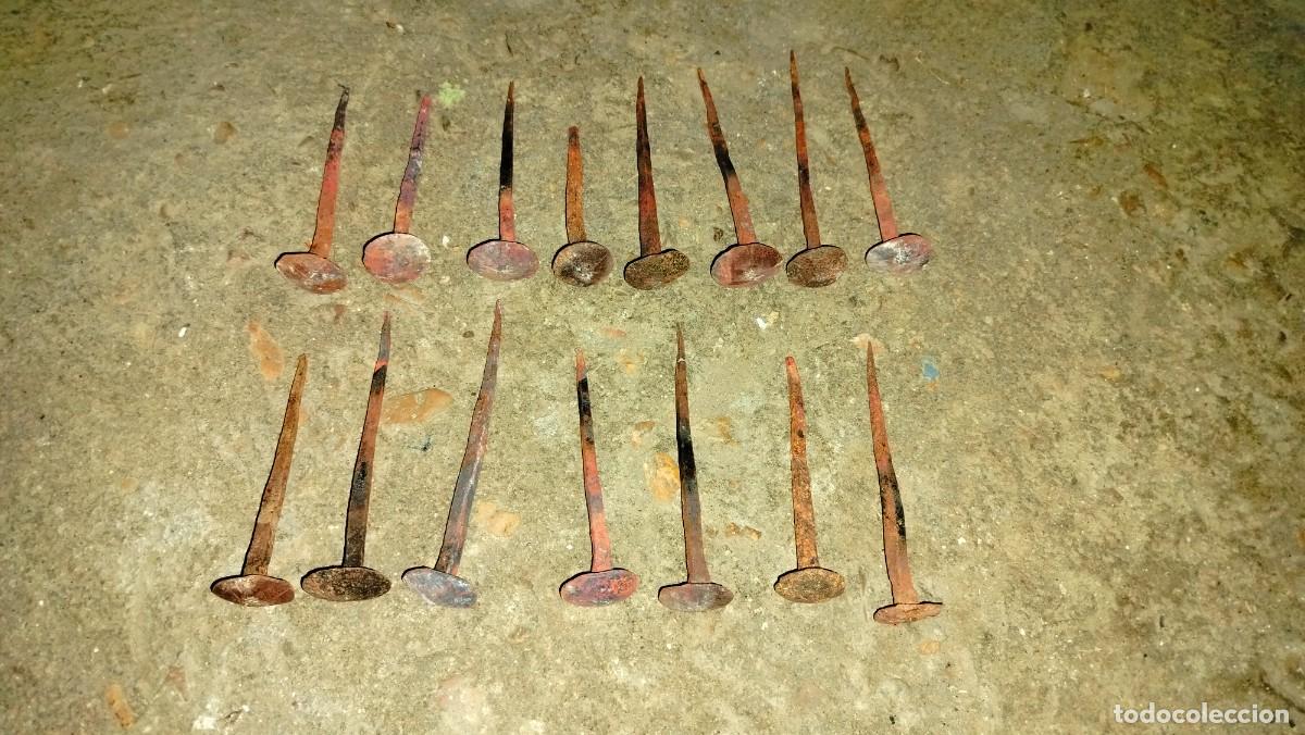 Antig&uuml;edades: CLAVOS FORJA CENTENARIOS - Foto 2