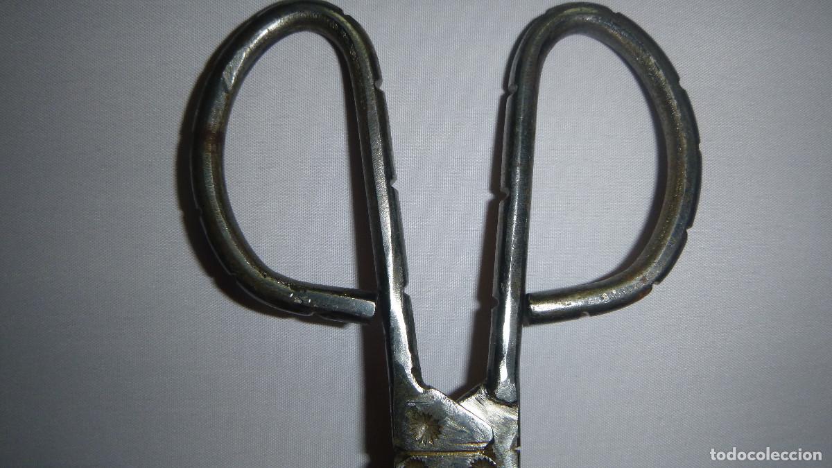 Antig&uuml;edades: TENAZAS FORJA PARA DECORACION - Foto 2