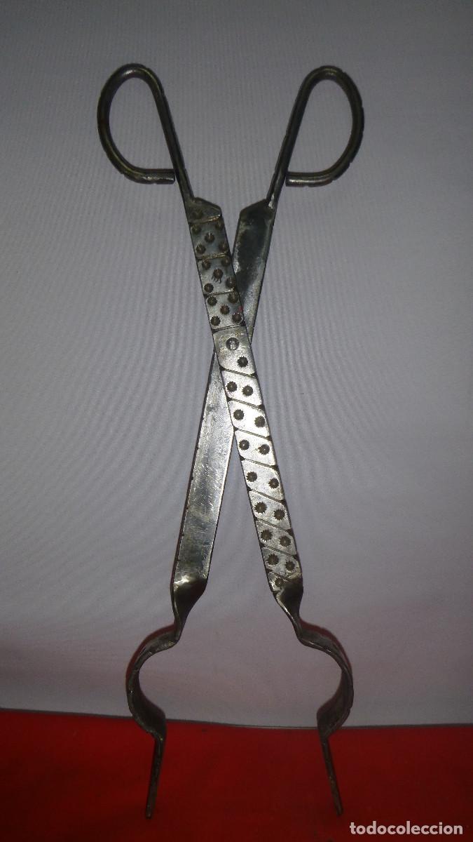 Antig&uuml;edades: TENAZAS FORJA PARA DECORACION - Foto 1