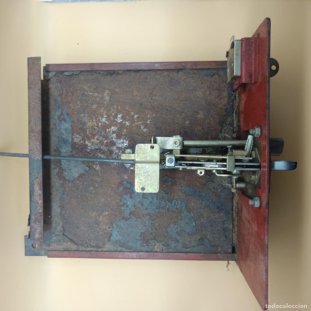 Antig&uuml;edades: ANTIGUO MONEDERO DE FUTBOLIN - Foto 3