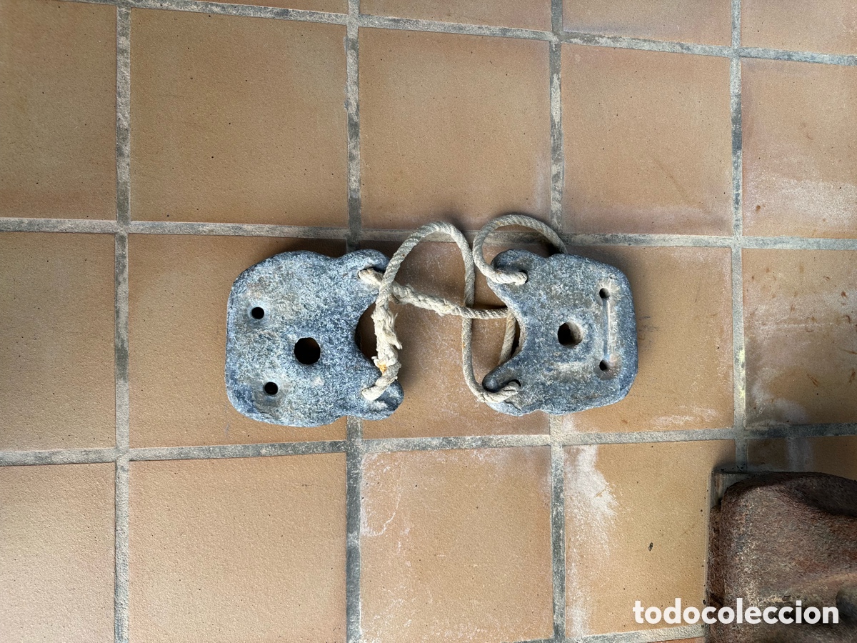 Antig&uuml;edades: Escapulario buzo cl&aacute;sico - Foto 1