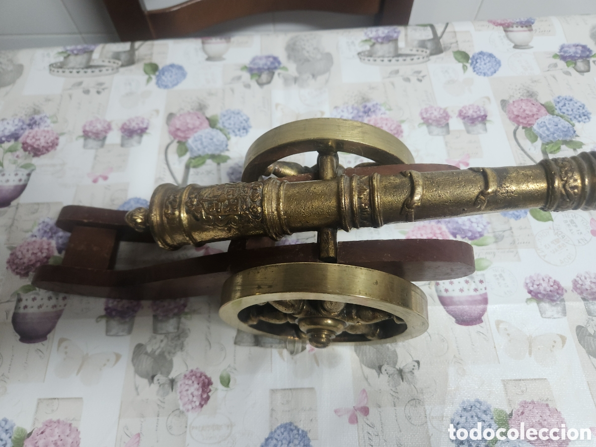 Antig&uuml;edades: Ca&ntilde;&oacute;n de madera y metal - Foto 2